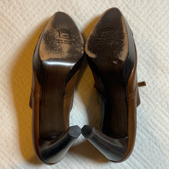 Stuart Weitzman Signore Oxford Lace Up Pumps, Hickory Cognac Brown, Size 10 - Picture 10 of 15